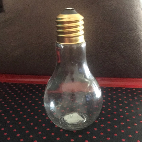 Light Bulb Container - Picture 1 of 6